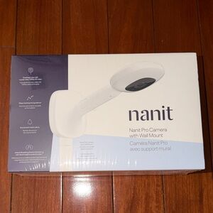 Nanit Pro Camera with Wall Mount